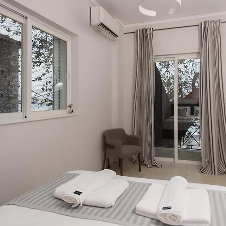 Nelion 01 - A Dream With Amazing View Apartment Aigio